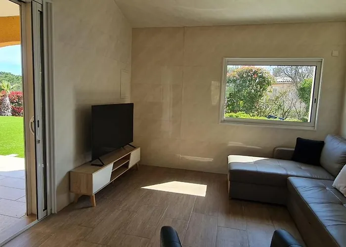 Family In Σπίτι διακοπών *