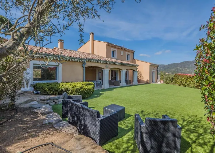 Family In Sainte-Maxime